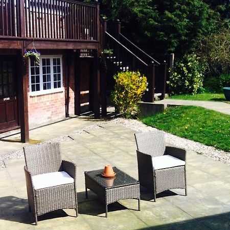 The Charlton Inn Blandford Forum Esterno foto
