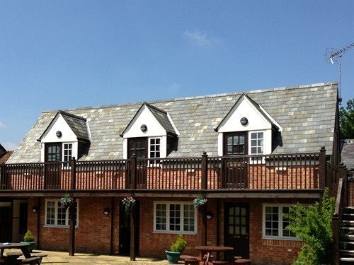 The Charlton Inn Blandford Forum Esterno foto